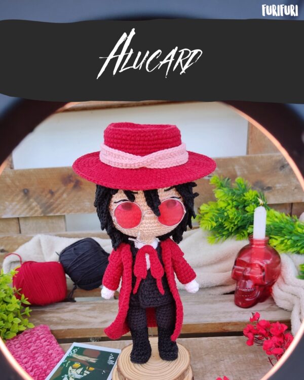 Alucard (Hellsing) - Receita de Amigurumi